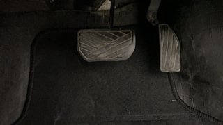 Used 2015 Maruti Suzuki Celerio ZXI AMT Petrol Automatic interior PEDALS VIEW