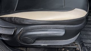 Used 2017 Hyundai i20 Active [2015-2020] 1.2 S Petrol Manual top_features Driver height adjustable seat