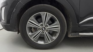 Used 2018 Hyundai Creta [2015-2018] 1.6 SX Plus Auto Petrol Petrol Automatic tyres LEFT FRONT TYRE RIM VIEW