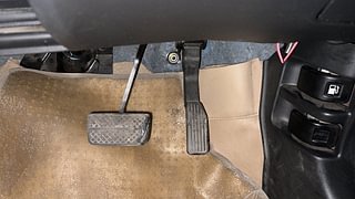 Used 2015 Honda City [2014-2017] SV CVT Petrol Automatic interior PEDALS VIEW