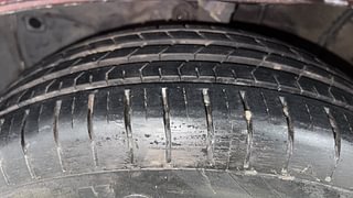 Used 2013 Honda City [2011-2014] 1.5 E MT Petrol Manual tyres LEFT FRONT TYRE TREAD VIEW