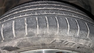 Used 2021 Toyota Glanza [2019-2022] V CVT Petrol Automatic tyres RIGHT FRONT TYRE TREAD VIEW