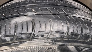 Used 2017 Maruti Suzuki Baleno [2015-2019] Delta AT Petrol Petrol Automatic tyres LEFT FRONT TYRE TREAD VIEW