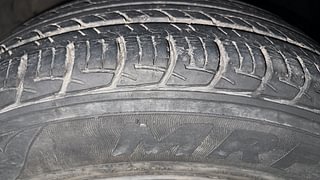 Used 2018 Maruti Suzuki Baleno [2015-2019] Delta AT Petrol Petrol Automatic tyres RIGHT FRONT TYRE TREAD VIEW