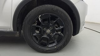 Used 2019 Maruti Suzuki Ignis [2017-2020] Zeta MT Petrol Petrol Manual tyres RIGHT FRONT TYRE RIM VIEW