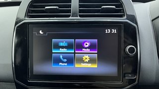Used 2020 renault Kwid 1.0 RXT Opt Petrol Manual top_features Touch screen infotainment system