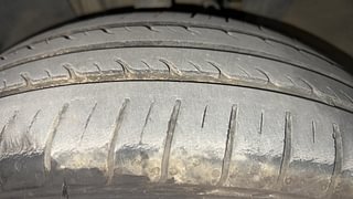Used 2020 Renault Triber RXZ AMT Petrol Automatic tyres LEFT FRONT TYRE TREAD VIEW
