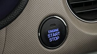 Used 2014 Hyundai Grand i10 [2013-2017] Asta 1.2 Kappa VTVT Petrol Manual top_features Keyless start