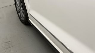 Used 2022 volkswagen Vento Highline Plus 1.0L TSI Petrol AT Petrol Automatic dents MINOR SCRATCH
