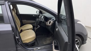 Used 2018 Hyundai Grand i10 [2017-2020] Asta 1.2 Kappa VTVT Petrol Manual interior RIGHT SIDE FRONT DOOR CABIN VIEW