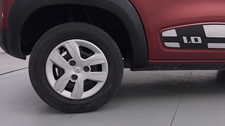 Used 2018 Renault Kwid [2015-2019] RXT Petrol Manual tyres RIGHT REAR TYRE RIM VIEW