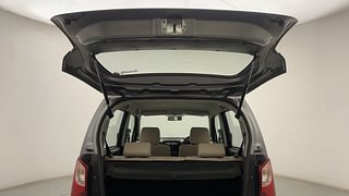 Used 2018 Maruti Suzuki Wagon R 1.0 [2015-2019] VXI AMT Petrol Automatic interior DICKY DOOR OPEN VIEW