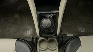Used 2018 Maruti Suzuki Celerio VXI (O) CNG Petrol+cng Manual interior GEAR  KNOB VIEW