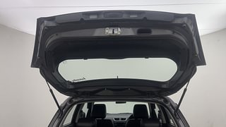 Used 2017 Maruti Suzuki Swift [2014-2017] VXI (O) Petrol Manual interior DICKY DOOR OPEN VIEW