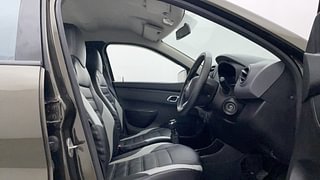 Used 2018 Renault Kwid [2015-2019] RXT Opt Petrol Manual interior RIGHT SIDE FRONT DOOR CABIN VIEW