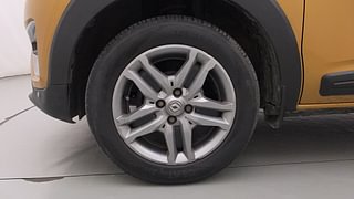 Used 2020 Renault Triber RXZ AMT Petrol Automatic tyres LEFT FRONT TYRE RIM VIEW