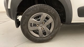 Used 2017 Renault Kwid [2017-2019] RXT 1.0 SCE Special Petrol Manual tyres RIGHT REAR TYRE RIM VIEW