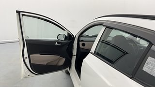 Used 2018 Hyundai Grand i10 [2017-2020] Sportz 1.2 CRDi Diesel Manual interior LEFT FRONT DOOR OPEN VIEW