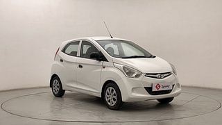 Used 2017 Hyundai Eon [2011-2018] Magna + Petrol Manual exterior RIGHT FRONT CORNER VIEW