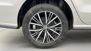 Used 2020 Volkswagen Vento Highline 1.0L TSI Petrol Manual tyres RIGHT REAR TYRE RIM VIEW