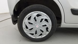 Used 2012 Maruti Suzuki Wagon R 1.0 [2010-2019] VXi Petrol Manual tyres RIGHT REAR TYRE RIM VIEW