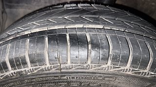 Used 2014 Honda Amaze [2013-2016] 1.2 S i-VTEC Petrol Manual tyres LEFT FRONT TYRE TREAD VIEW
