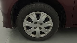 Used 2014 Honda Amaze [2013-2016] 1.2 S i-VTEC Petrol Manual tyres LEFT FRONT TYRE RIM VIEW
