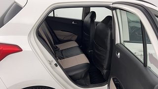 Used 2018 Hyundai Grand i10 [2017-2020] Sportz 1.2 CRDi Diesel Manual interior RIGHT SIDE REAR DOOR CABIN VIEW
