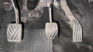 Used 2022 Maruti Suzuki S-Presso VXI Opt CNG Petrol+cng Manual interior PEDALS VIEW