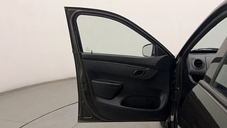 Used 2019 Renault Kwid [2015-2019] 1.0 RXT AMT Petrol Automatic interior LEFT FRONT DOOR OPEN VIEW