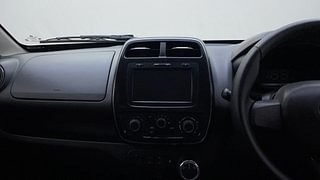 Used 2019 Renault Kwid [2015-2019] 1.0 RXT AMT Opt Petrol Automatic interior MUSIC SYSTEM & AC CONTROL VIEW