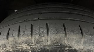 Used 2021 Maruti Suzuki Baleno [2019-2022] Zeta AT Petrol Petrol Automatic tyres LEFT FRONT TYRE TREAD VIEW
