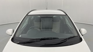 Used 2018 Hyundai Grand i10 [2017-2020] Sportz 1.2 CRDi Diesel Manual exterior FRONT WINDSHIELD VIEW