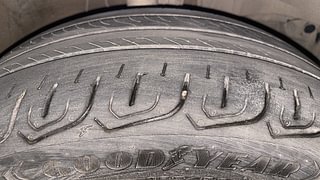 Used 2021 Honda City VX CVT Petrol Automatic tyres RIGHT FRONT TYRE TREAD VIEW