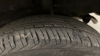 Used 2017 Renault Kwid [2017-2019] RXT 1.0 SCE Special Petrol Manual tyres LEFT REAR TYRE TREAD VIEW