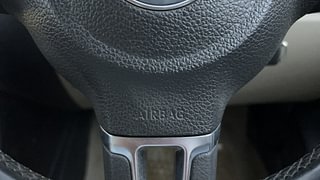 Used 2014 Volkswagen Polo [2010-2014] Highline1.2L (P) Petrol Manual top_features Airbags