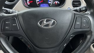 Used 2016 Hyundai Grand i10 [2013-2017] Asta (O) AT 1.2 kappa VTVT Petrol Automatic top_features Steering mounted controls