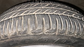 Used 2012 Maruti Suzuki Wagon R 1.0 [2010-2019] VXi Petrol Manual tyres RIGHT FRONT TYRE TREAD VIEW