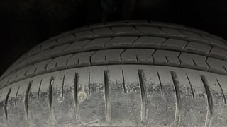 Used 2016 Ford EcoSport [2015-2017] Ambiente 1.5L TDCi Diesel Manual tyres RIGHT REAR TYRE TREAD VIEW
