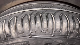 Used 2012 Hyundai i10 Sportz 1.2 Kappa2 Petrol Manual tyres RIGHT REAR TYRE TREAD VIEW