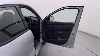 Used 2016 Renault Kwid [2015-2019] RXL Petrol Manual interior RIGHT FRONT DOOR OPEN VIEW