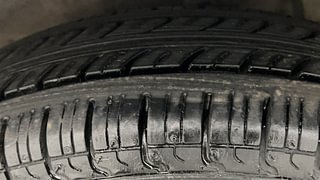 Used 2013 Maruti Suzuki Alto 800 [2012-2016] Vxi Petrol Manual tyres LEFT FRONT TYRE TREAD VIEW