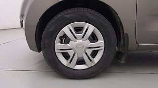 Used 2019 Datsun Redi-GO [2015-2019] S 1.0 AMT Petrol Automatic tyres LEFT FRONT TYRE RIM VIEW