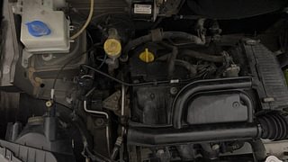 Used 2019 Renault Kwid [2015-2019] 1.0 RXT AMT Petrol Automatic engine ENGINE RIGHT SIDE VIEW