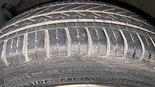 Used 2016 Hyundai Grand i10 [2013-2017] Asta (O) AT 1.2 kappa VTVT Petrol Automatic tyres LEFT FRONT TYRE TREAD VIEW