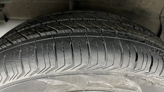 Used 2017 Tata Zest [2014-2019] XE Petrol Petrol Manual tyres RIGHT REAR TYRE TREAD VIEW