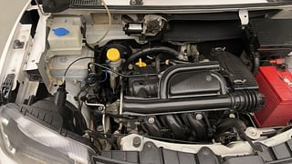 Used 2017 Renault Kwid [2017-2019] RXT 1.0 SCE Special Petrol Manual engine ENGINE RIGHT SIDE VIEW