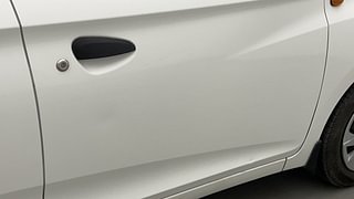 Used 2017 Hyundai Eon [2011-2018] Magna + Petrol Manual dents MINOR DENT