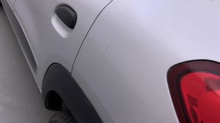 Used 2016 Renault Kwid [2015-2019] RXL Petrol Manual dents MINOR SCRATCH