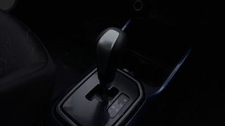 Used 2017 Maruti Suzuki Ignis [2017-2020] Zeta AMT Petrol Petrol Automatic interior GEAR  KNOB VIEW
